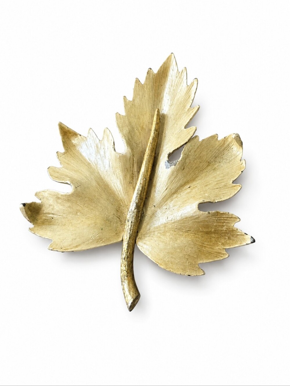 Unique Gold Tone Leaf Brooch Pin Vintage Nature Inspired Statement Jewelry